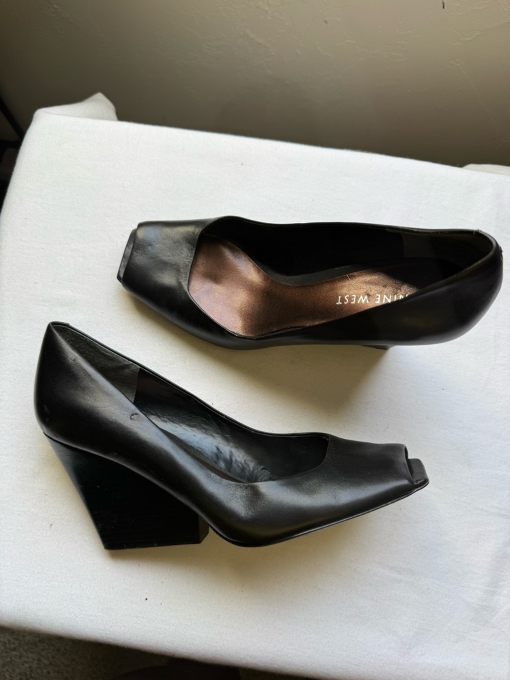 Y2K Rare Nine West Black Leather Square-Toe Pumps Size 7.5